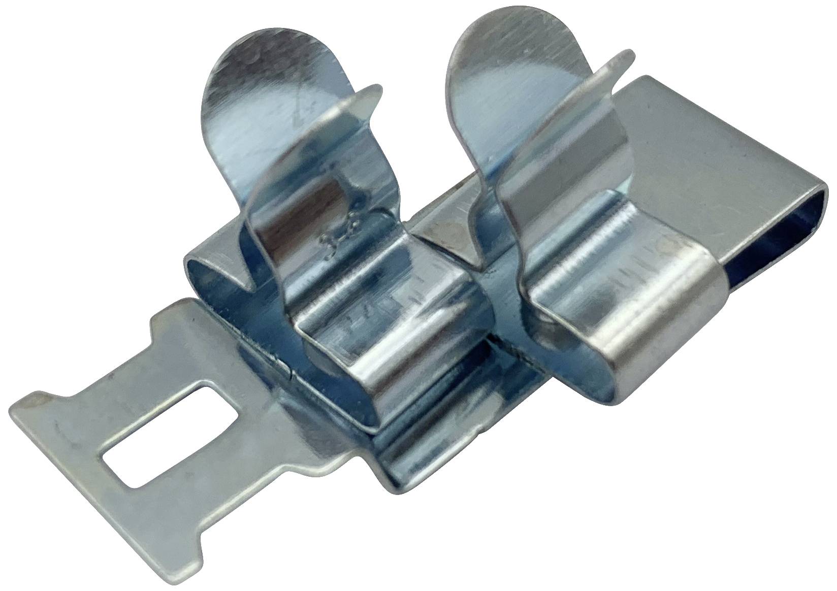 Clip metallico con due braccetti piegati e foro rettangolare di fissaggio, idoneo per l'ancoraggio su una superficie.