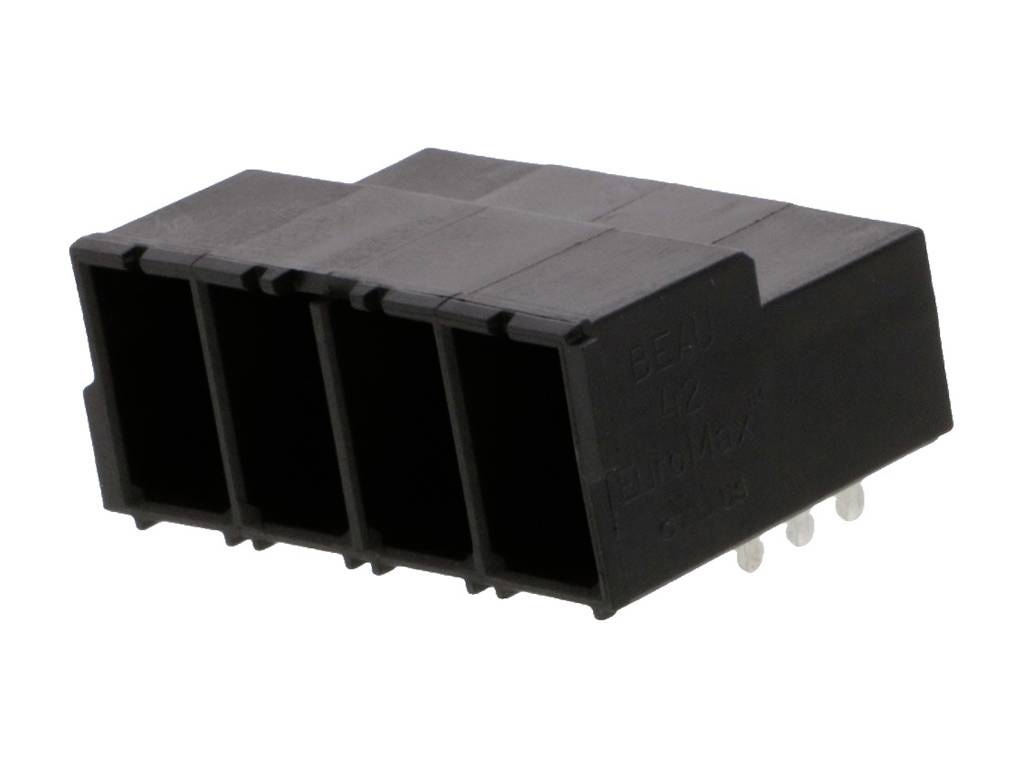 Un connettore nero a 4 poli con quattro aperture rettangolari e pin metallici per il collegamento elettrico.