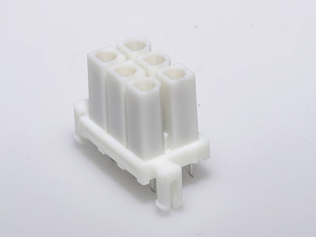 Connettore femmina da incasso (standard) Molex Totale poli 6 Passo: 4.20 mm 15247061 1 pz. Tray