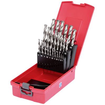 Un set di punte da trapano in metallo in un contenitore rosso. Diverse dimensioni sono disposte in ordine crescente.