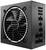 Alimentatore nero con grande ventola e molteplici connessioni per cavi sul lato.