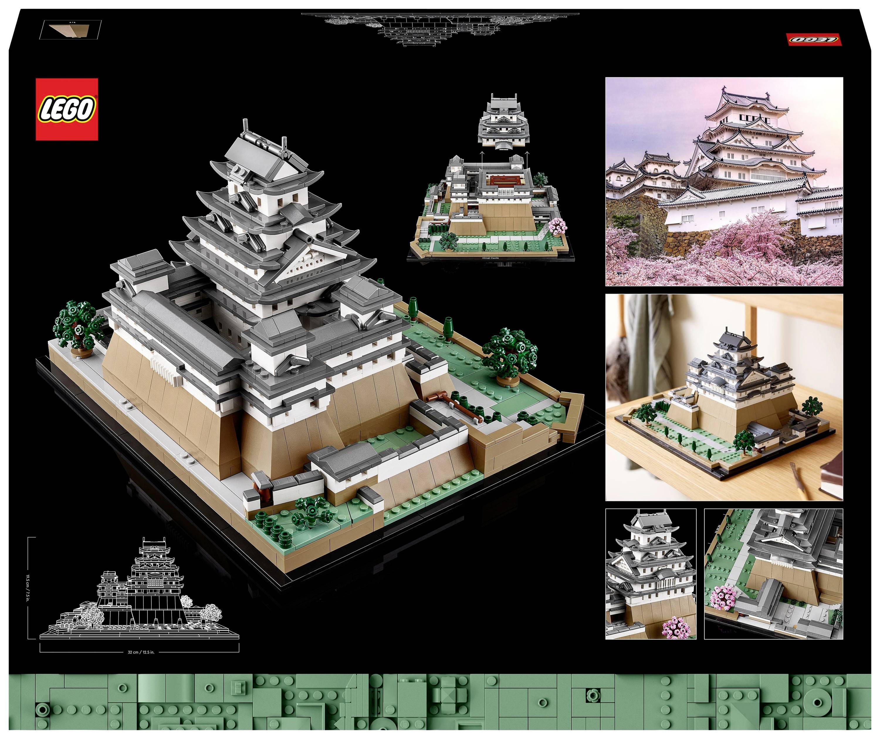 Set LEGO del castello di Himeji con architettura dettagliata. Include piccoli alberi e mura. Foto del castello reale come riferimento.