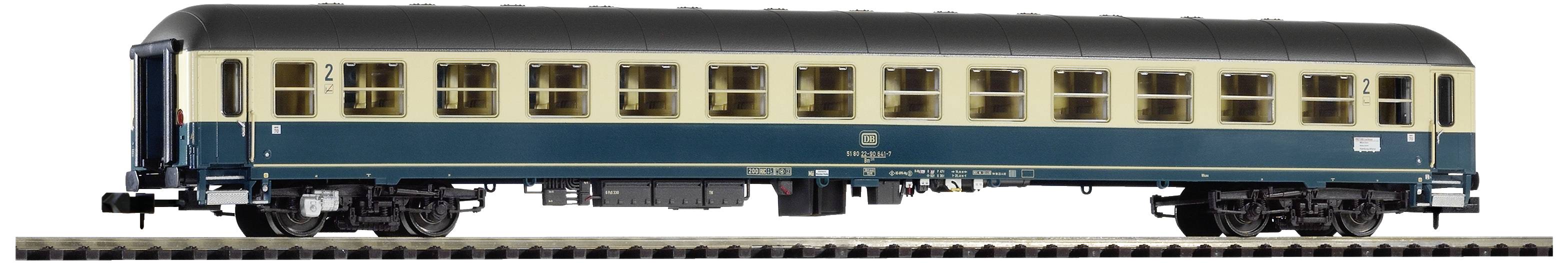 Un'auto passeggeri blu e color crema della Deutsche Bundesbahn con tetto grigio su un binario. Modello in scala N.