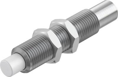 Un sensore di prossimità cilindrico con filettatura metallica e punta bianca. Utilizzato per rilevare oggetti.