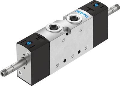 Una valvola pneumatica Festo con due aperture di ingresso e attacchi su entrambi i lati, utilizzata per applicazioni di controllo.