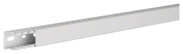 Un profilo metallico bianco perforato con fessure laterali, tipicamente utilizzato per fissare impianti o altre strutture.