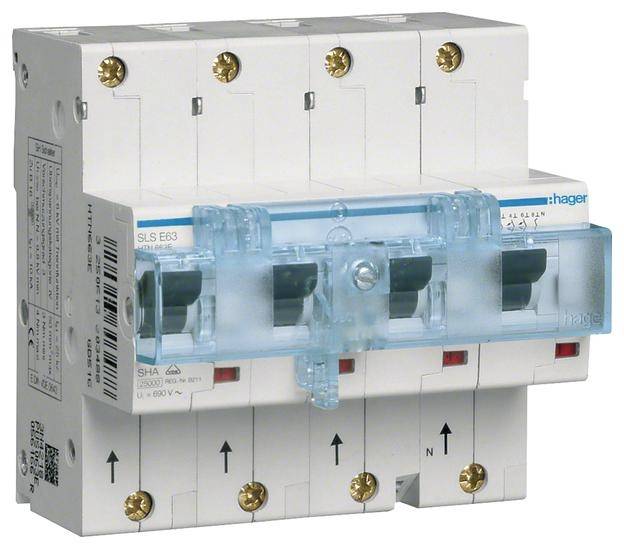 Un interruttore di potenza Hager tripolare con coperchio della leva blu, utilizzato per interrompere circuiti elettrici in impianti elettrici.