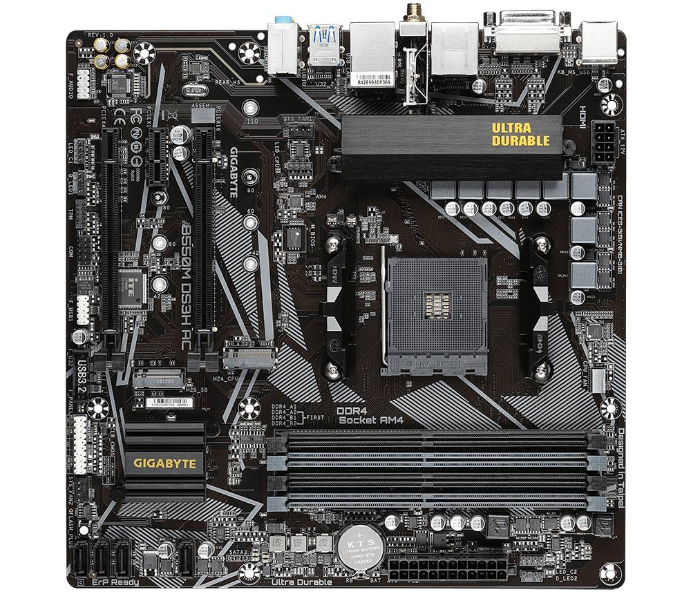 Scheda madre con componenti neri e argentati, contrassegnata con 'GIGABYTE' e 'ULTRA DURABLE', mostra connettori e slot per computer.