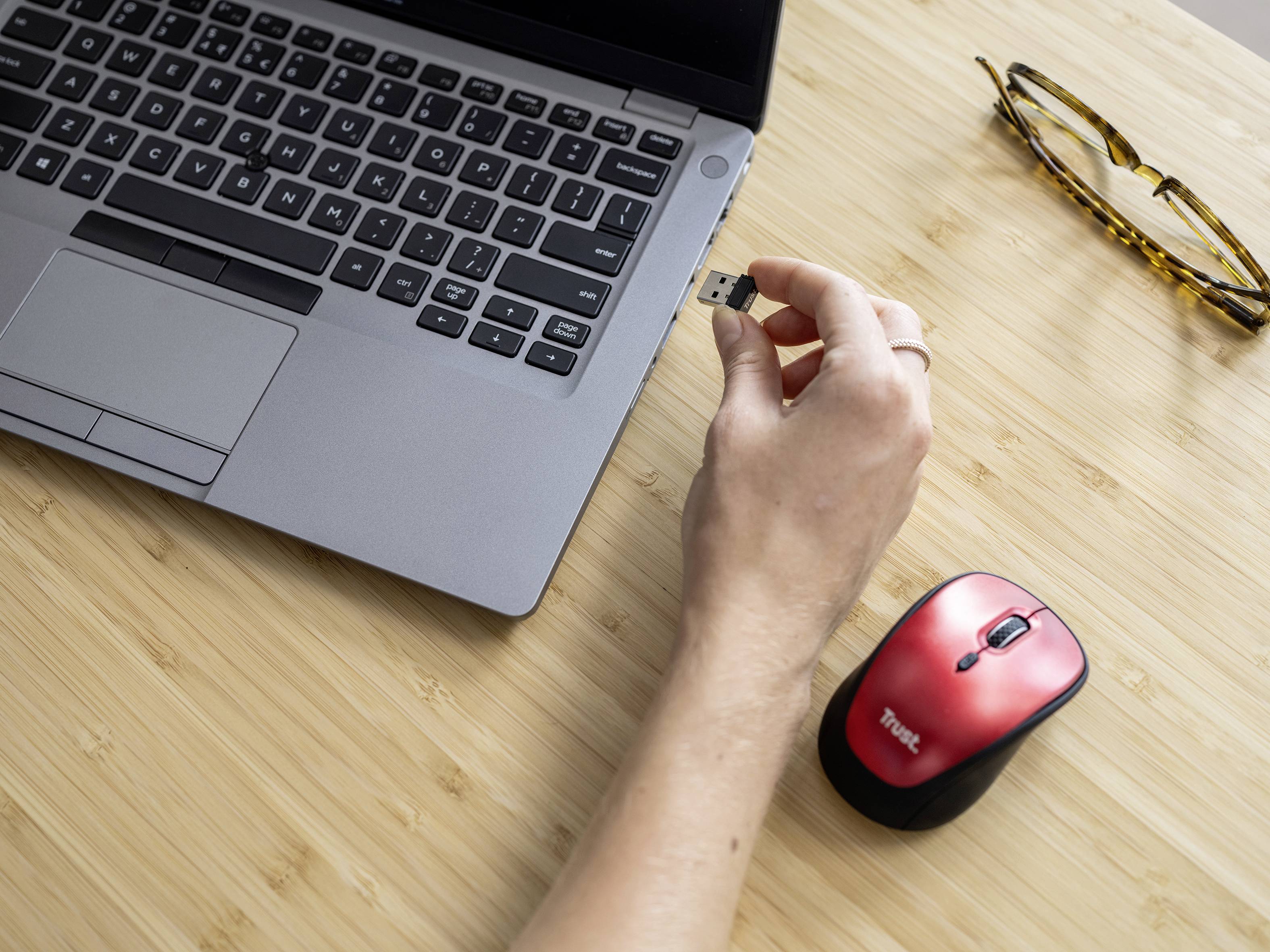 TRUST MOUSE YVI WIRELESS, ECO, ROSSO-8