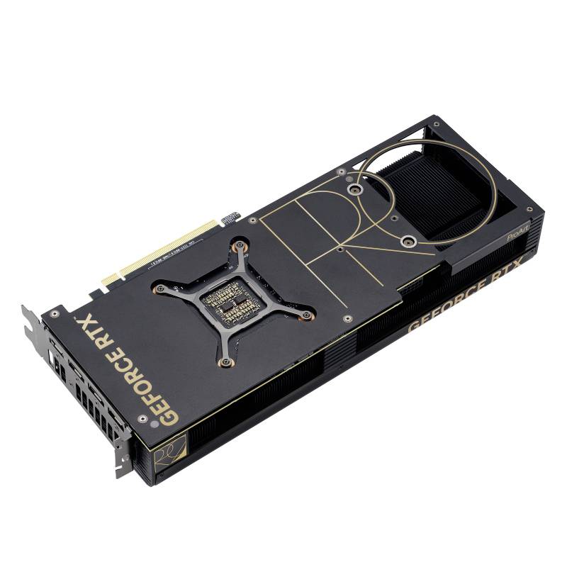 'Scheda grafica con custodia nera e dettagli dorati, contrassegnata con "GIGABYTE" e "GeForce RTX".'