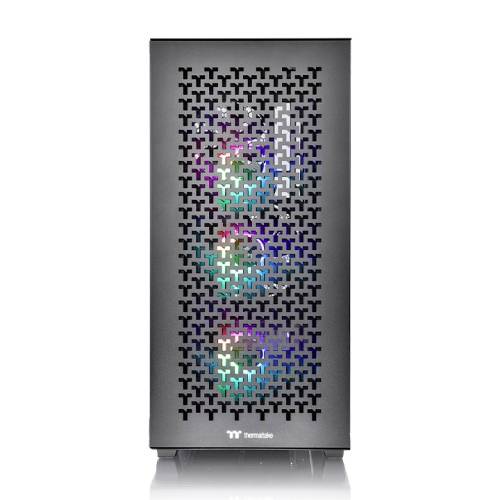 Un case nero per computer con frontale traforato e luci LED colorate che brillano attraverso il pattern a griglia.