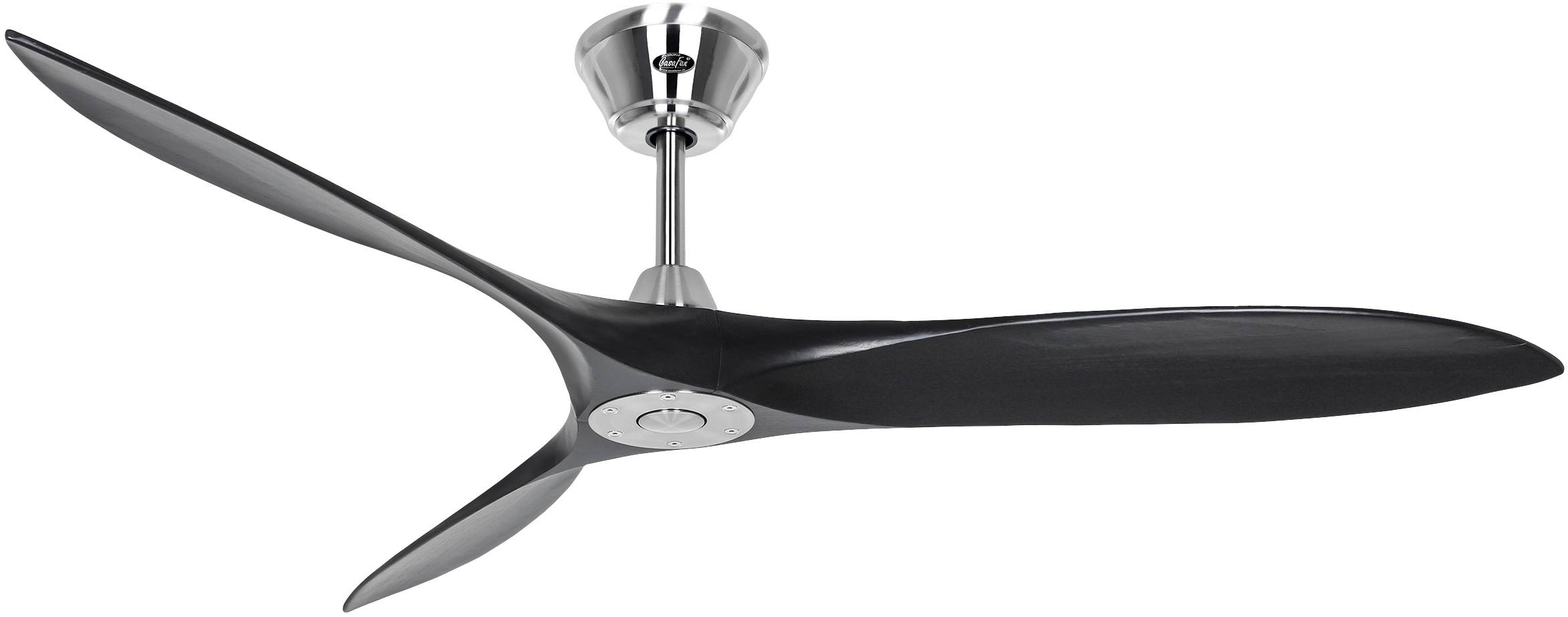 Ventilatore da soffitto con tre pale lunghe e curve di colore nero e un motore argentato. Design moderno.