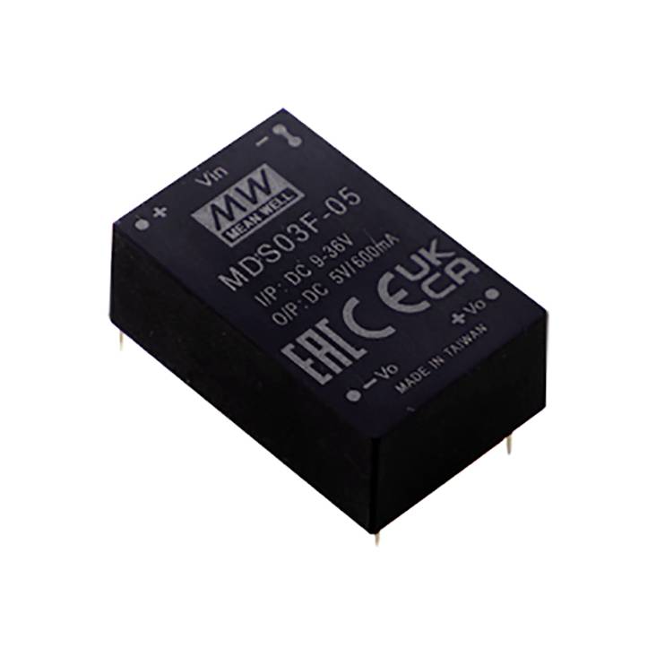 Un componente elettronico rettangolare nero con scritto: 'MDS03F-05', campo di ingresso '9-36V', uscita '5V/600mA'.