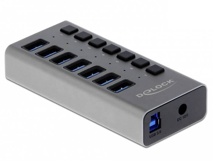 Hub USB a sette porte con interruttori di accensione/spegnimento, porta USB 3.0 e ingresso DC, design rettangolare color argento.