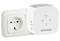 Spina di alimentazione e ripetitore wireless Netgear bianco con indicatori LED per Alimentazione, Router, Dispositivo e WPS, per l'amplificazione del segnale.