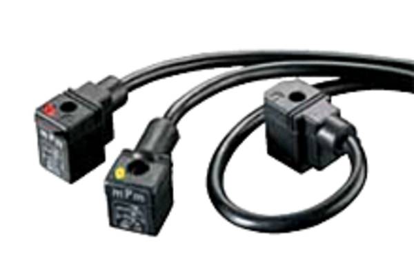 Molex 1210502547 DIN MOULDED 1210502547 Molex Contenuto: 1 pz.