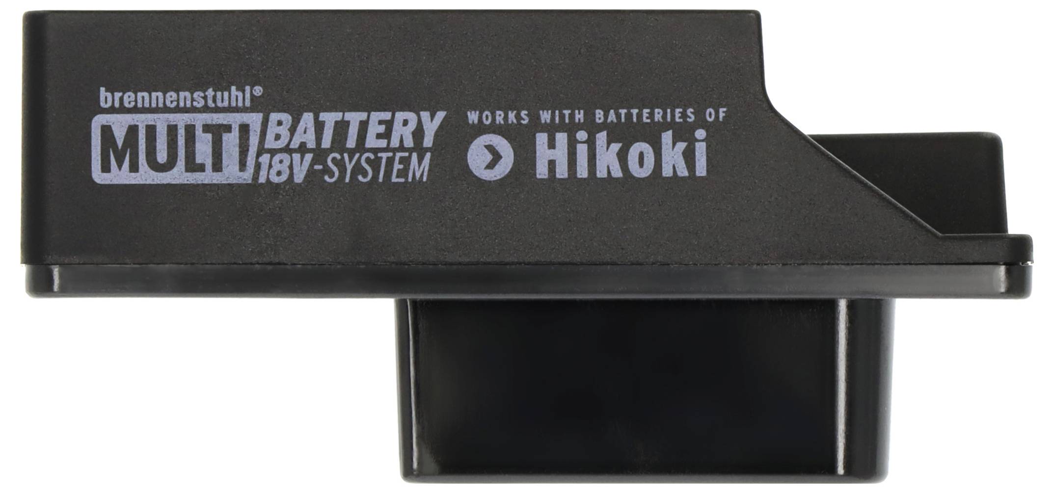 Adattatore batteria nero etichettato "brennenstuhl MULTI BATTERY SYSTEM 18V" e "compatibile con batterie Hikoki" su sfondo bianco.