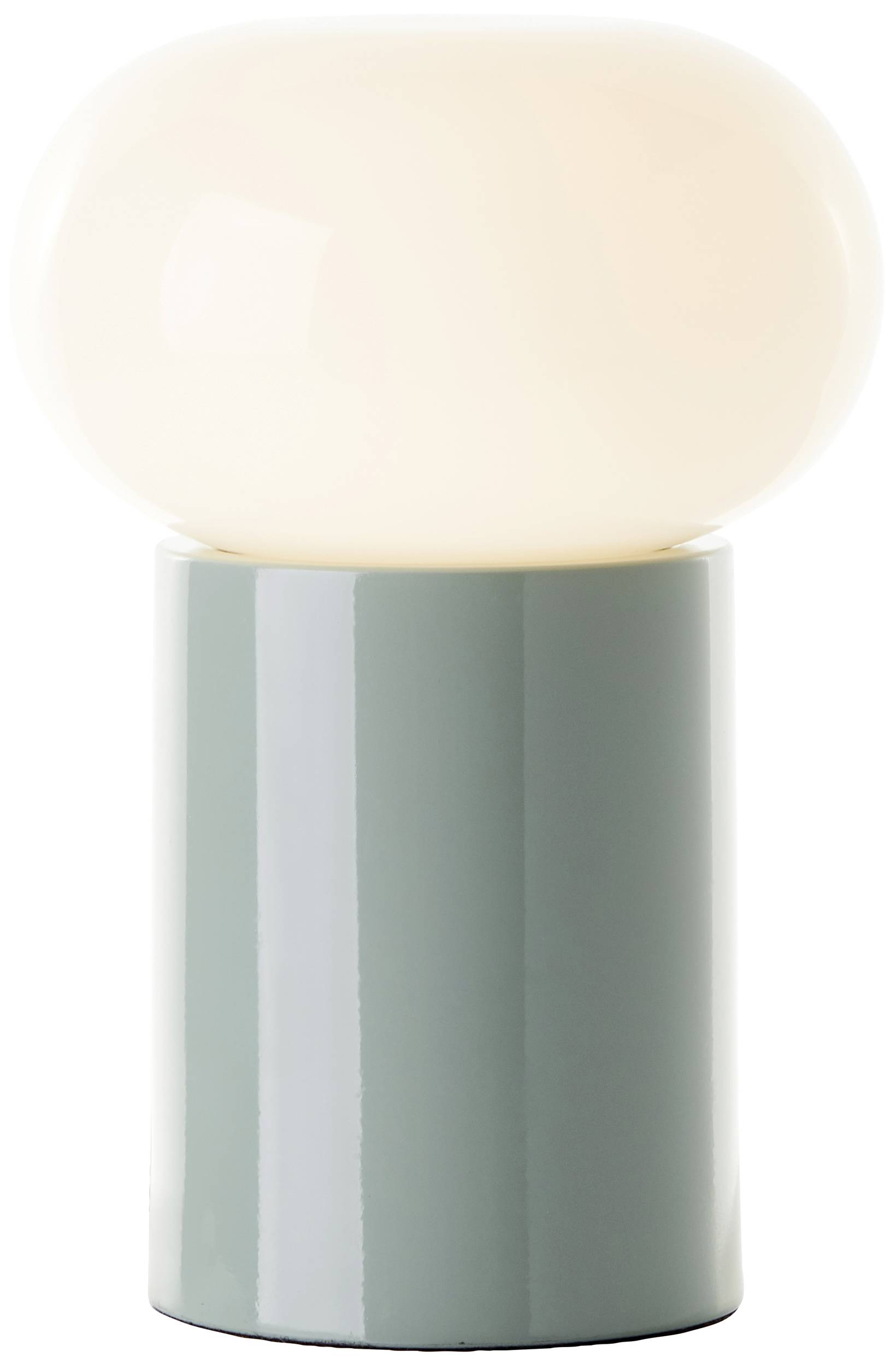 Lampada a sfera di vetro bianco su base cilindrica grigia.