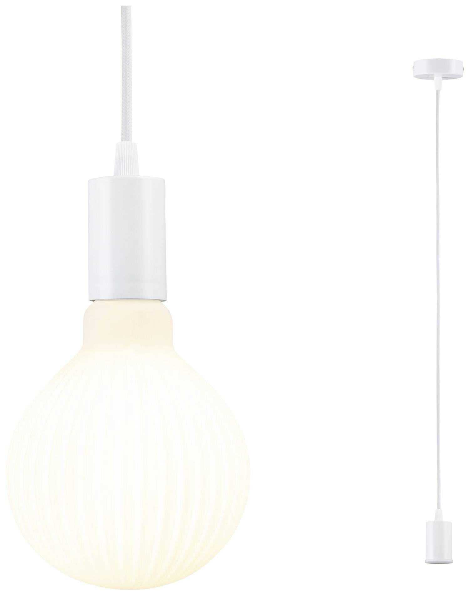 Una lampada a sospensione bianca con paralume rotondo e scanalato che illumina. In alto un supporto con cavo. Design moderno.
