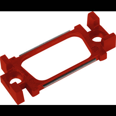Un telaio rettangolare rosso in plastica, utilizzato come supporto o distanziale in applicazioni meccaniche.
