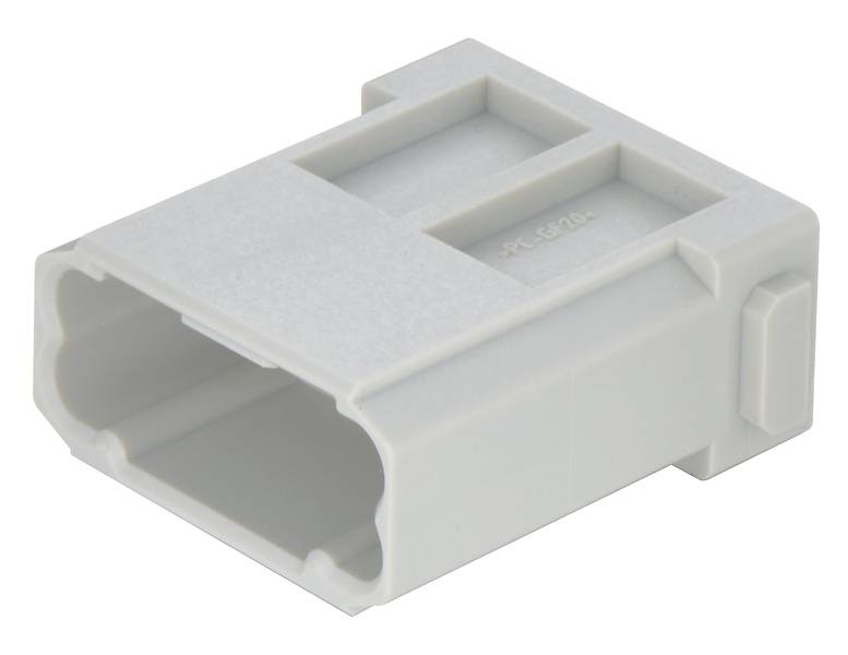 Connettore multiplo in plastica bianca a forma rettangolare, con più pin di collegamento, utilizzato in applicazioni elettriche ed elettroniche.
