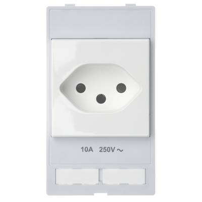 Presa elettrica bianca con disposizione triangolare dei fori per la spina. Sotto sono indicate le specifiche '10A 250V ~'.