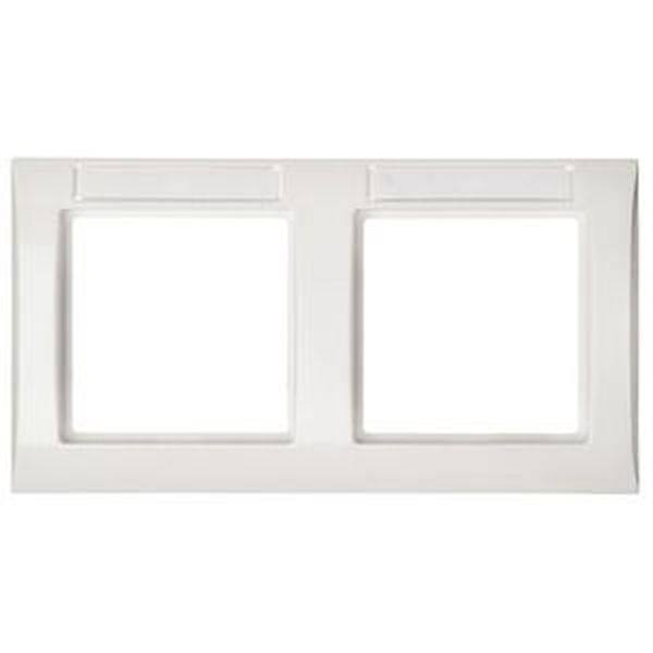 Un telaio bianco, rettangolare con due riquadri quadrati di dimensioni uguali. Il telaio appare semplice e funzionale.