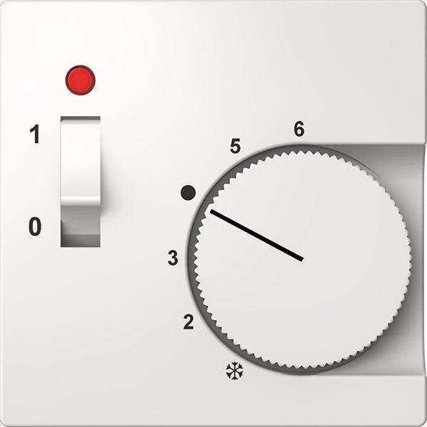 Un termostato bianco per frigorifero con scala da 0 a 6. L'indicatore è posizionato su 5. A sinistra è presente un interruttore con posizioni 0 e 1.