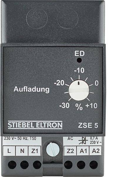 Regolatore elettronico Stiebel Eltron, modello ZSE 5, con scala da -30 a +10 e impostazione 'Carica'.