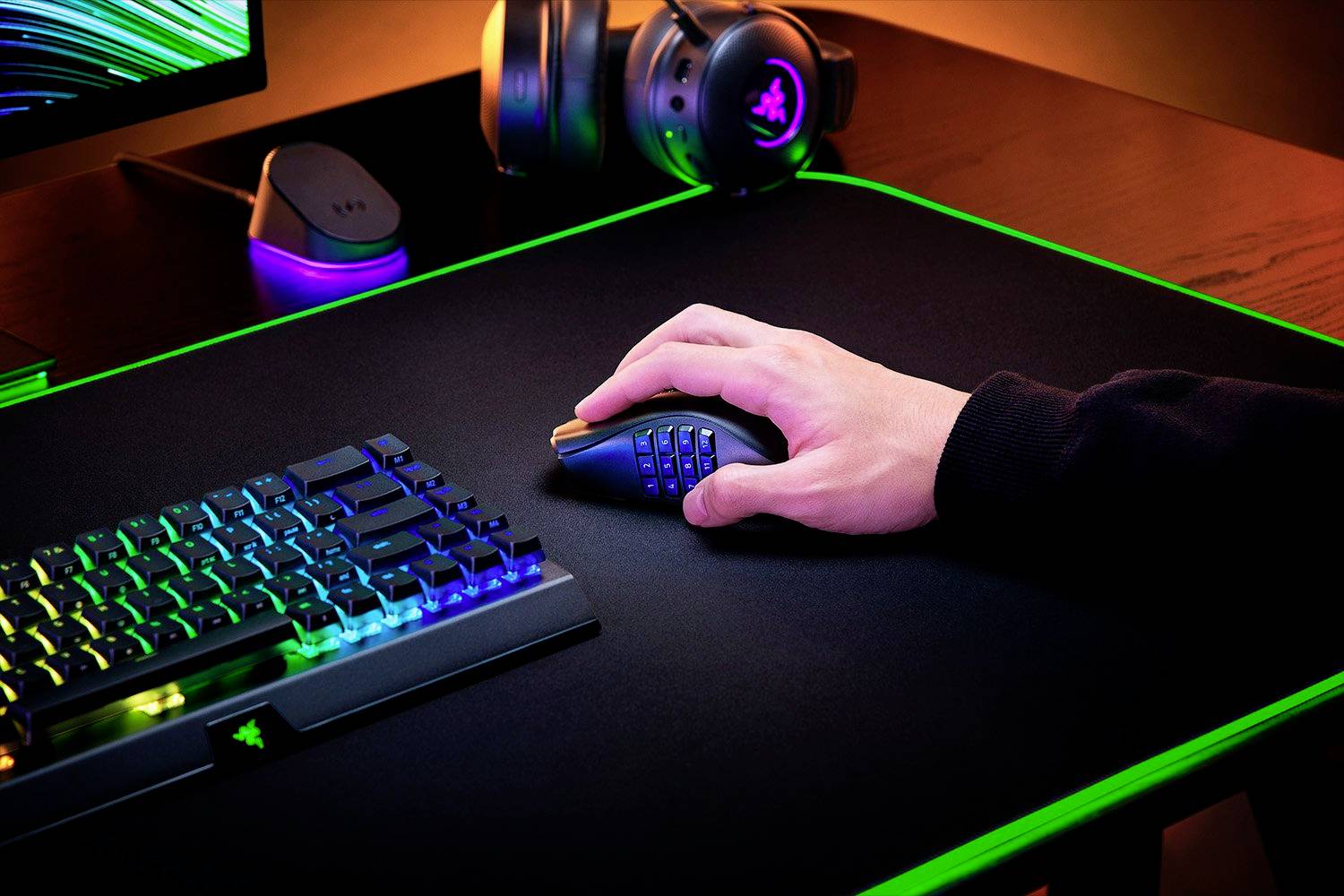 Razer Naga V2 Pro Maus rechts RF Wireless + Bluetooth + USB Type-C Optisch 30000 DPI (RZ01-04400100-R3G1)-3