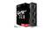 Scheda grafica 'XFX Radeon RX 6700 XT Speedster QICK 319' davanti alla sua confezione. La scheda ha tre ventole.