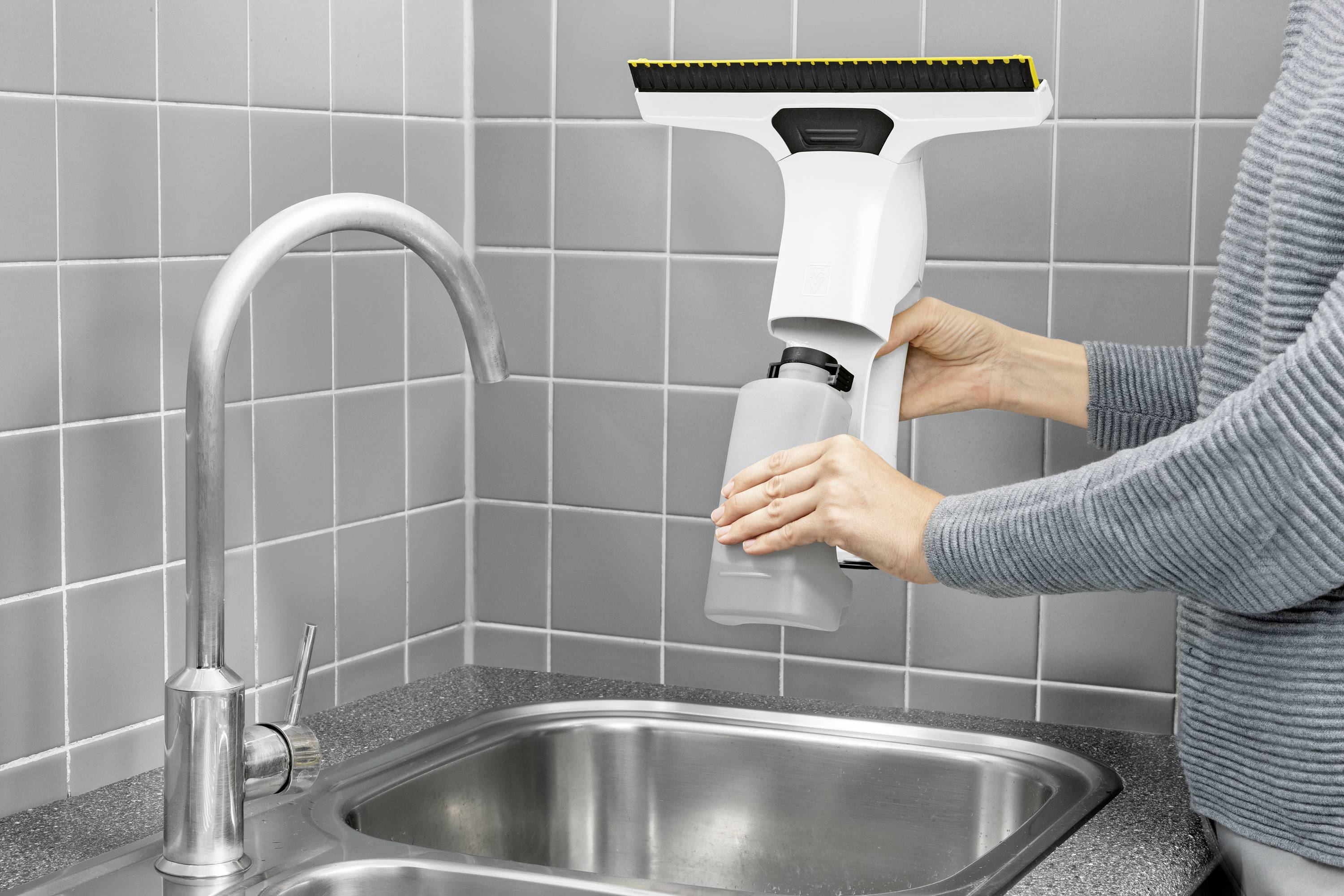 Kärcher Home & Garden WV 6 Plus Lavavetri Bianco, Nero Quantità di batterie ricaricabili incluse 1-4