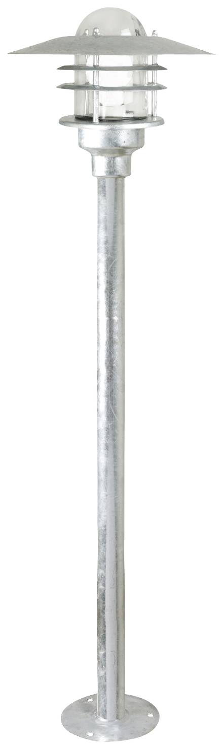 Lampione in metallo con paralume trasparente su un palo alto e slanciato. Design moderno per l'illuminazione esterna.