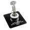 Un Thrustmaster HOTAS Magnetic Base, un elemento di controllo per simulatori di volo che offre stabilità e precisione.