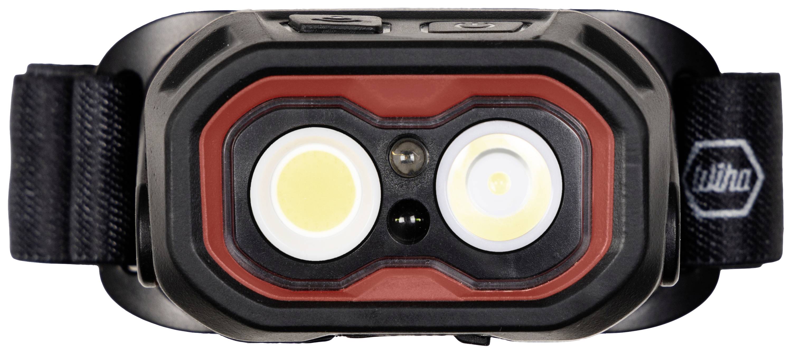 Una lampada frontale nera con due grandi luci LED, con una lente più piccola al centro, montata su una fascia regolabile.