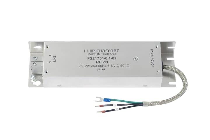 Filtro antidisturbo Schaffner, modello FS21754-61-07, con connessioni a cavo. Tensione: 250VAC, Corrente: 6,1A, Temperatura: 50°C.