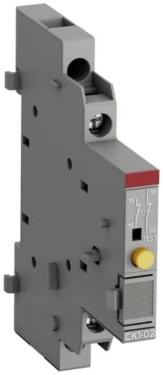 Un modulo relè grigio con un pulsante di test giallo e marcature rosse, utilizzato per il controllo di circuiti elettrici in applicazioni industriali.