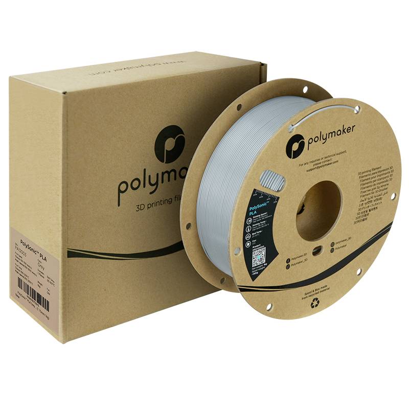 Una scatola di cartone e un rotolo di materiale per stampa 3D di Polymaker, prodotto PLA, sono raffigurati. La confezione è marrone con un logo nero.