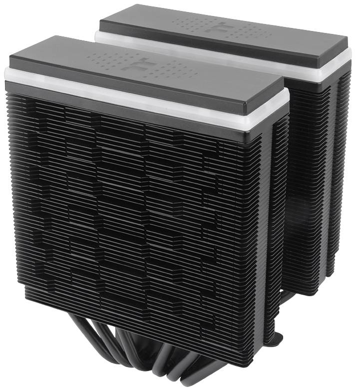 Un dissipatore di calore nero per CPU con multiple lamelle in alluminio e heat pipe. È posizionato verticalmente e serve a raffreddare i processori dei computer.