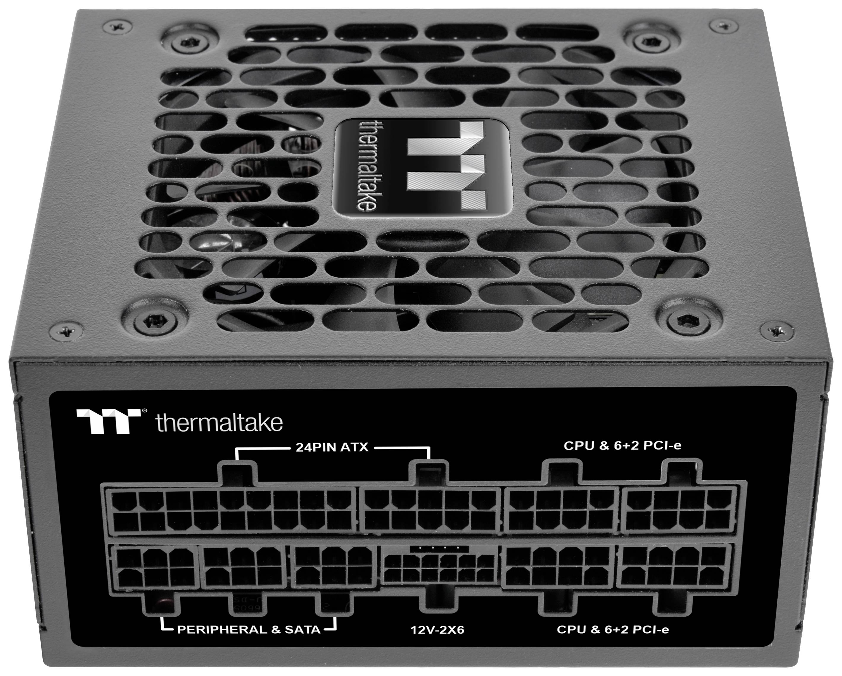 Un alimentatore nero Thermaltake con panoramica delle connessioni. Mostra slot per 24 PIN ATX, CPU & PCI-e, periferiche & SATA, 12V-2x6.
