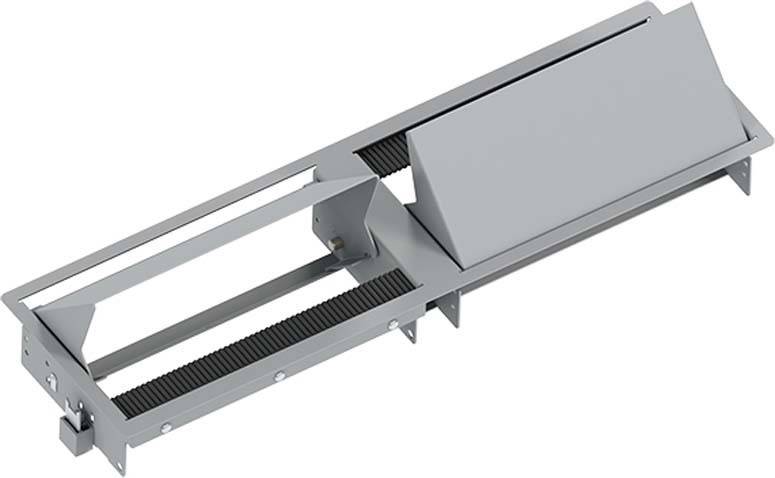 Telaio metallico con apertura rettangolare e sportello inclinato fissato superiormente. Adatto per sistemi di ventilazione o condizionamento dell'aria.