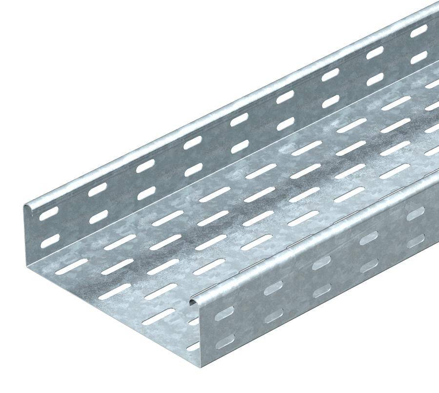 Canale portacavi metallico con pareti laterali perforate per l'installazione e la protezione di cavi in impianti tecnici.
