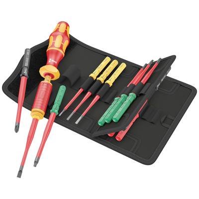 Un set di cacciaviti isolati con impugnature multicolori in un astuccio nero aperto. Ideale per lavori elettrici.