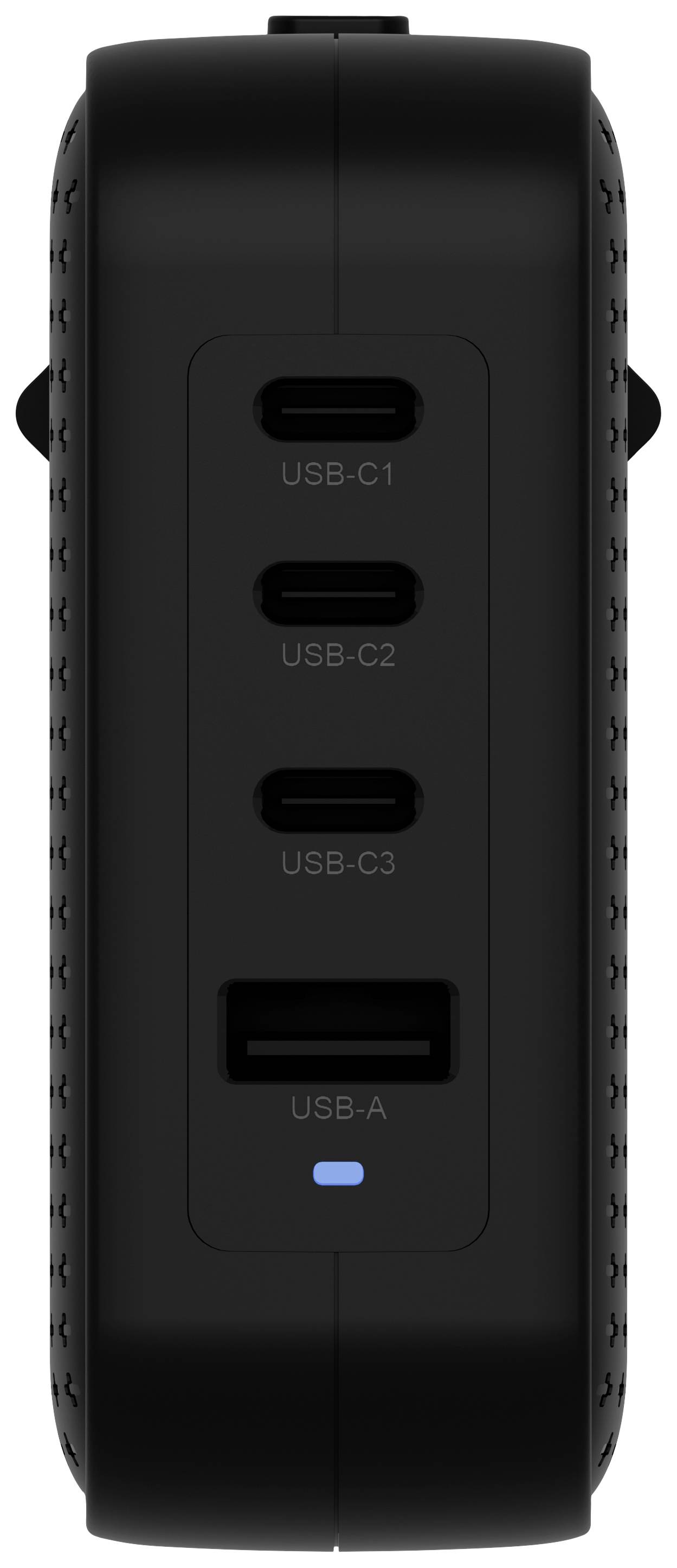 Un caricabatterie portatile nero con tre porte USB-C e una porta USB-A. Un indicatore LED blu è visibile sotto le porte.