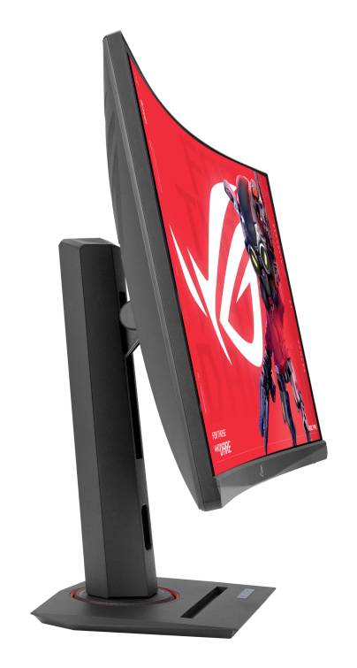 Un monitor curvo per computer con sfondo rosso mostra il logo ROG e una figura animata, vista di lato.