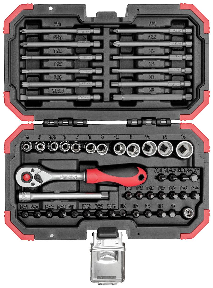 Un set di utensili aperto con inserti per cacciavite, bussole e cricchetto in una valigetta nera in plastica stampata.