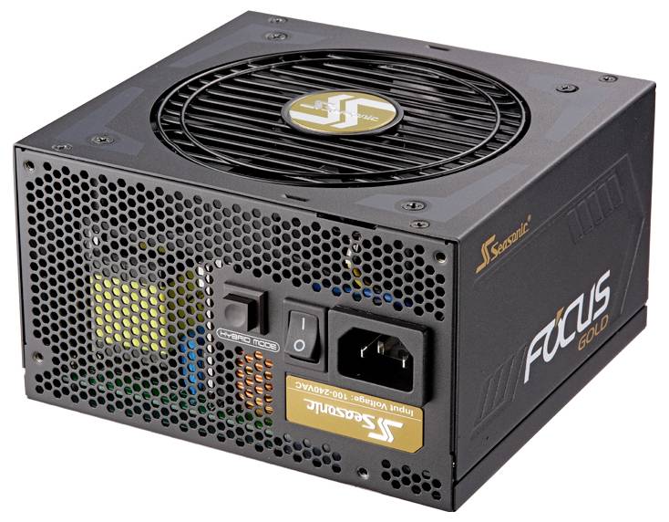 Alimentatore 'Seasonic Focus Gold', mostra la griglia di ventilazione, l'interruttore di accensione e le specifiche. Adatto per progetti di assemblaggio PC.