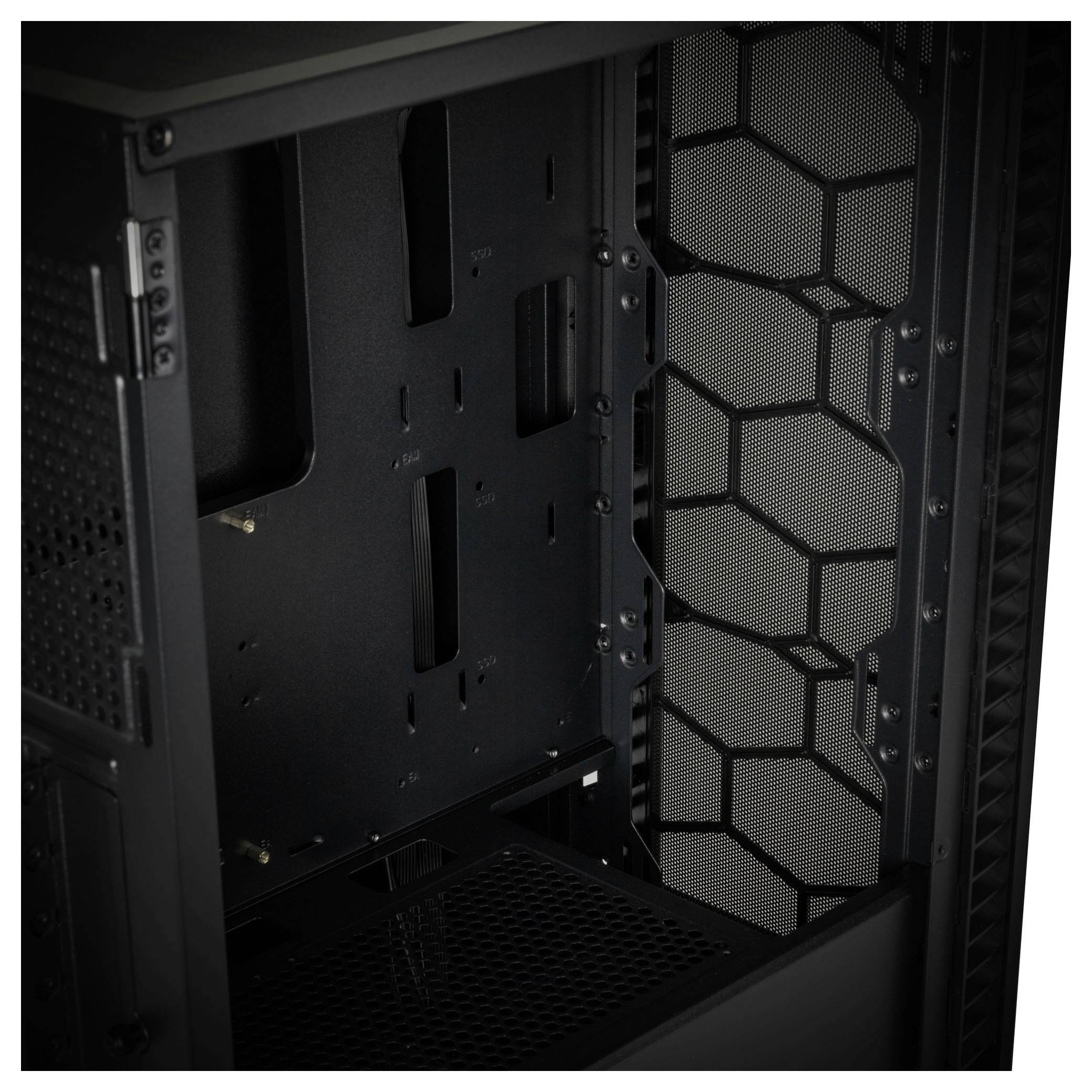 Un case per computer non assemblato, mostrato aperto, con un motivo a griglia sul lato e diversi slot per componenti hardware.