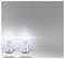 Due lampadine luminose su uno sfondo grigio, posizionate in primo piano a sinistra. Le lampadine emettono una luce intensa.