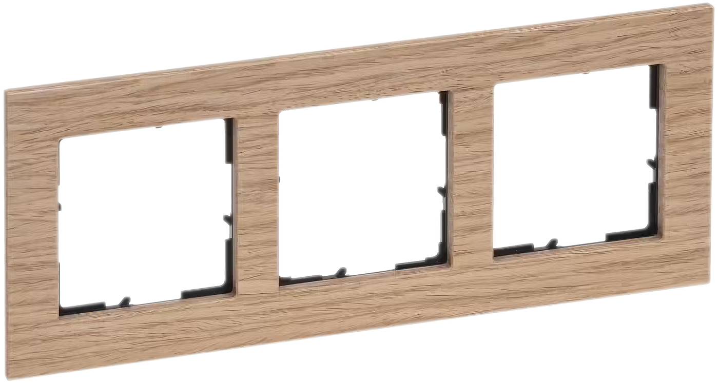 Cornice tripla con finitura effetto legno per il montaggio di tre moduli interruttori o prese.